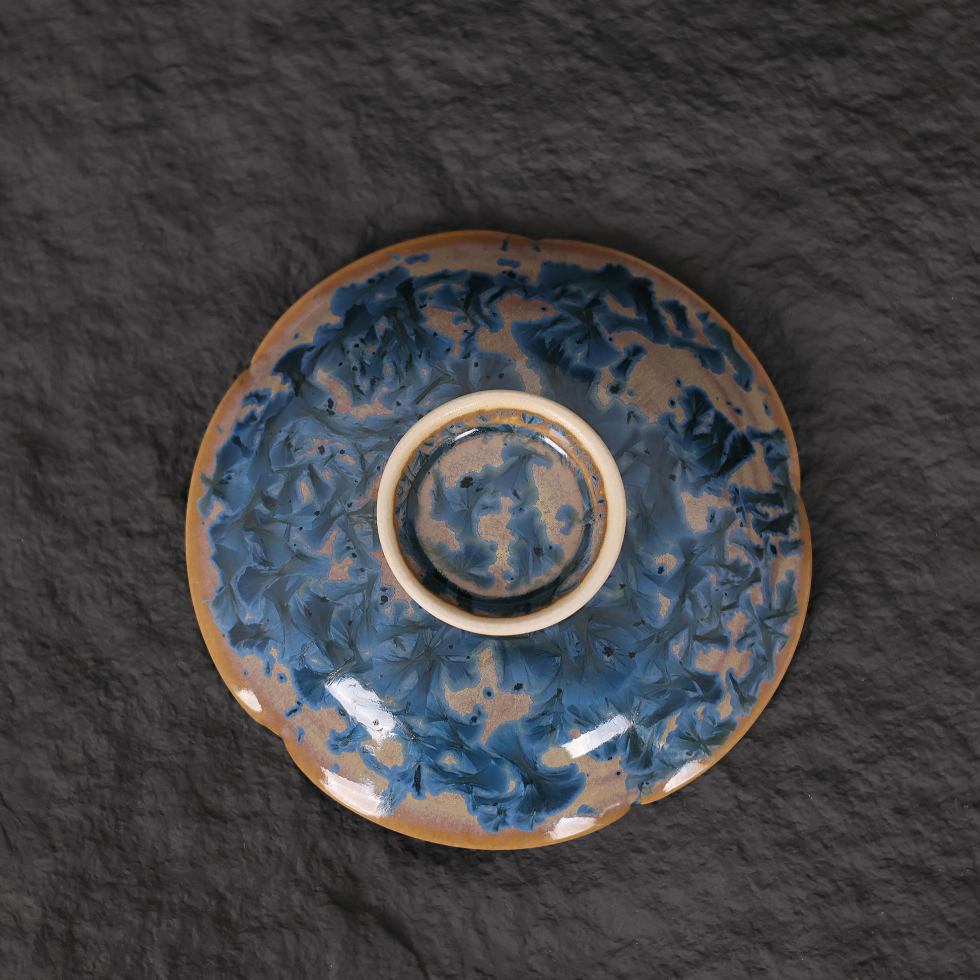 Indigo Bloom | Handmade Ceramic Crystalline Glaze Chinese Tea Bowl & Saucer Set - Je t'aime Resolute