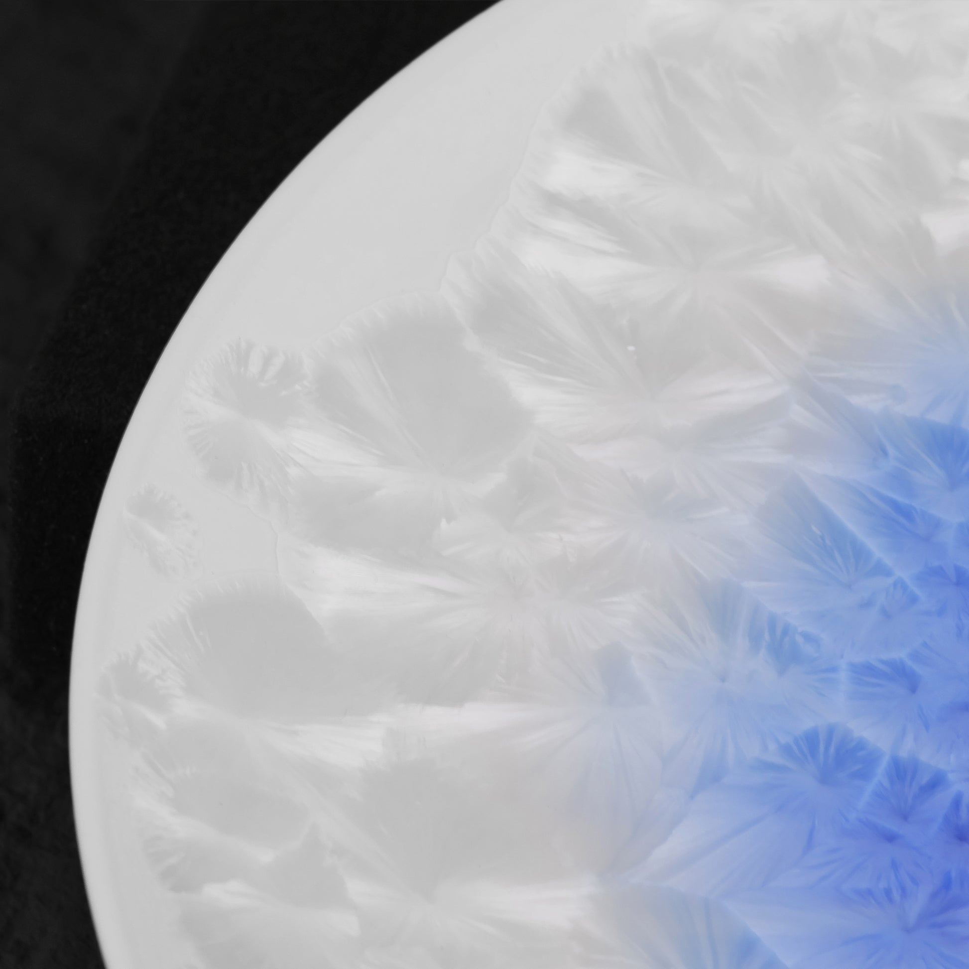Marine Lapis | Handmade Ceramic Crystalline Glaze Round Dinner Plate - Je t'aime Resolute