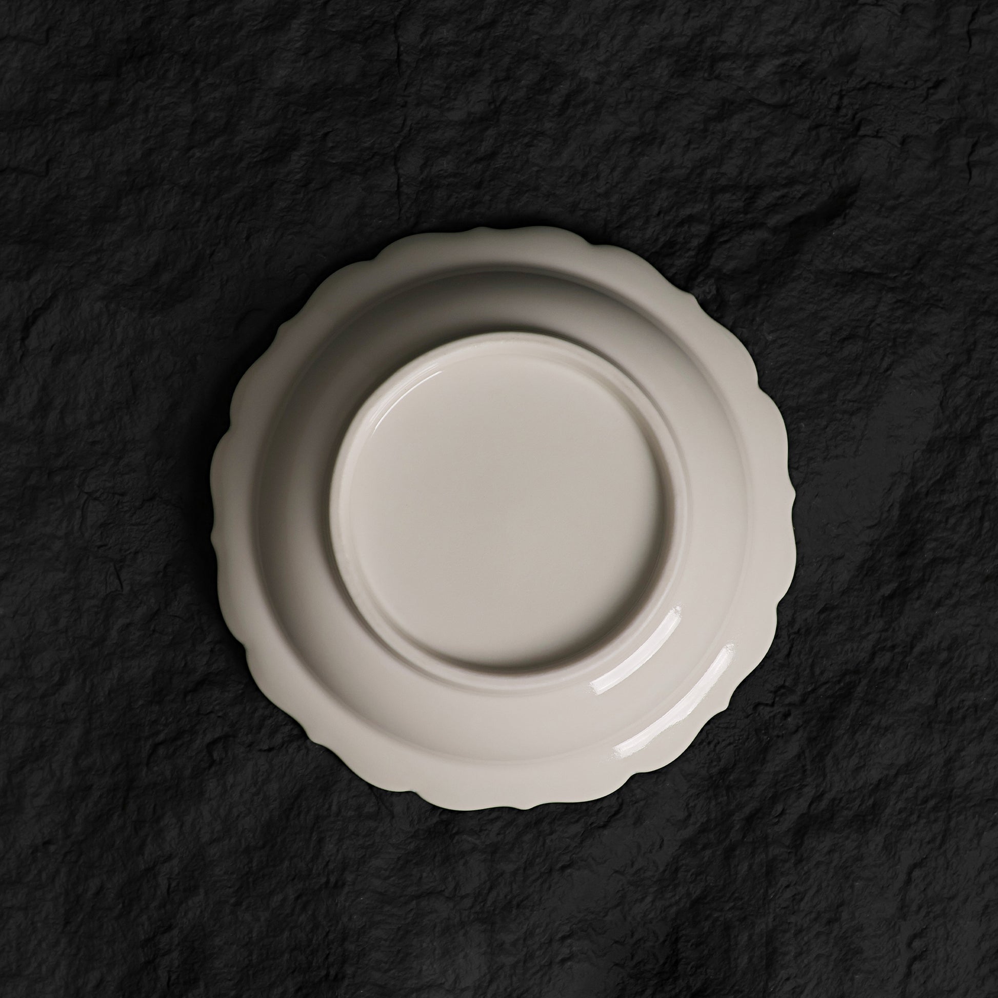 Ice White-Blue Floral Edge Deep Dessert Plate – 6.2” Handmade Ceramic Plate - Je t'aime Resolute
