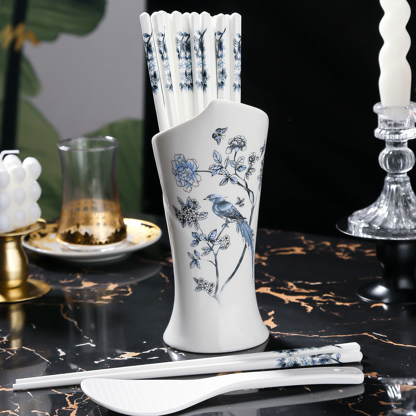 JR Handcrafted Blue and White Bird Bone China Chopstick Gift Set - Je t'aime Resolute