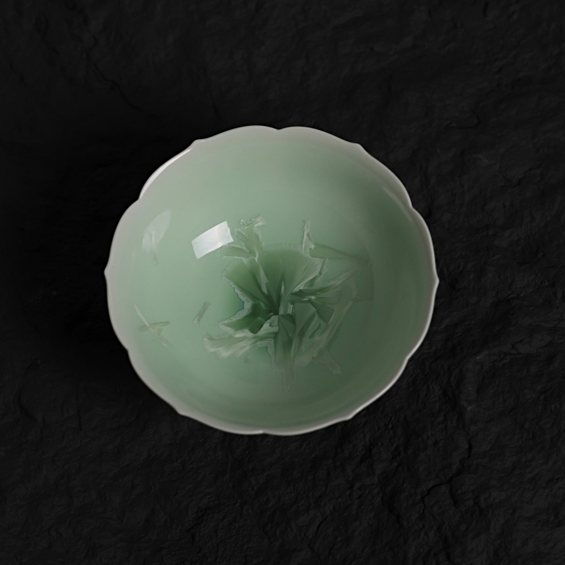 Pistachio Green Crystalline Glaze Lotus-Shaped Teacup – 3.2” Handmade Ceramic Cup - Je t'aime Resolute