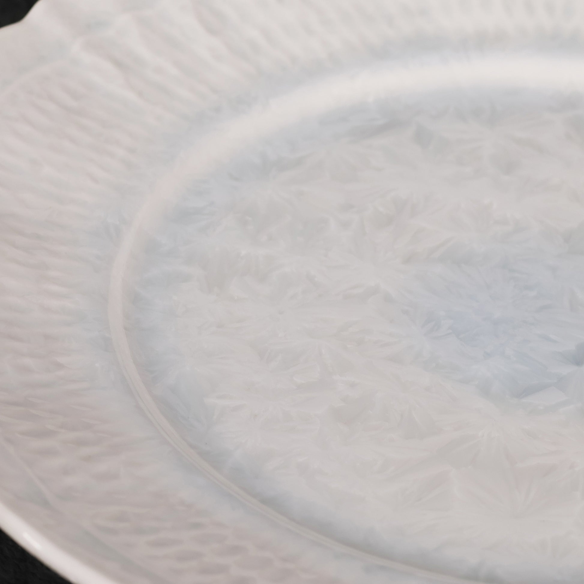 Glacier Veil | Handmade Ceramic Crystalline Glaze Dinner Plate with Floral Rim - Je t'aime Resolute