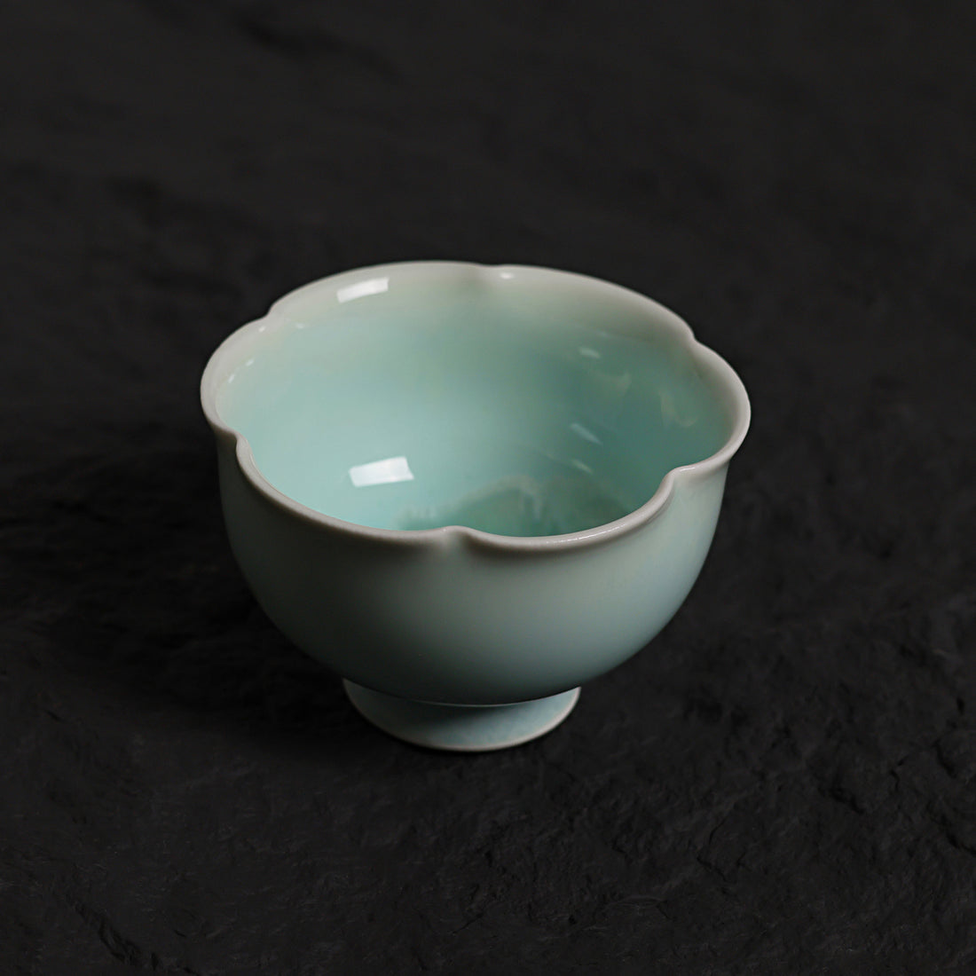 Forzen Lake | Floral Rim Handmade Ceramic Crystalline Glaze Tea Cup - Je t'aime Resolute