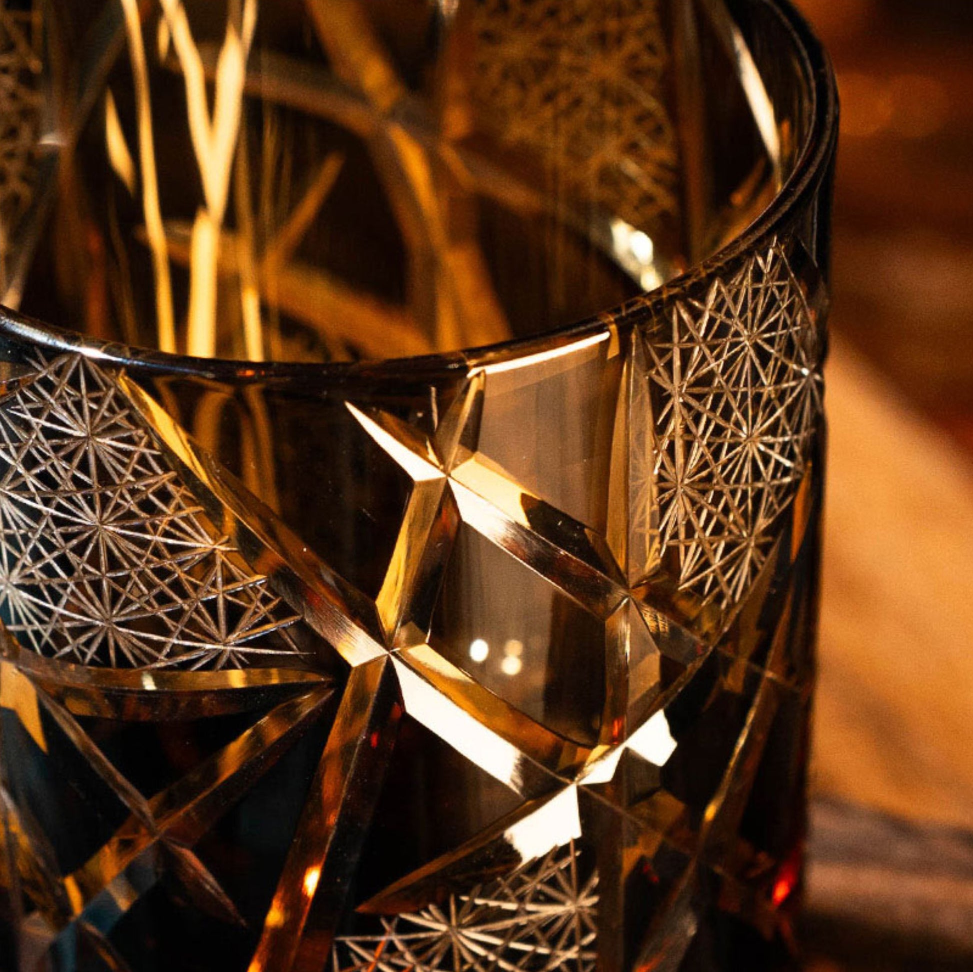 Edo Kiriko Handcrafted Amber Black Lightning Whisky Glass With Wooden Box - Je t'aime Resolute