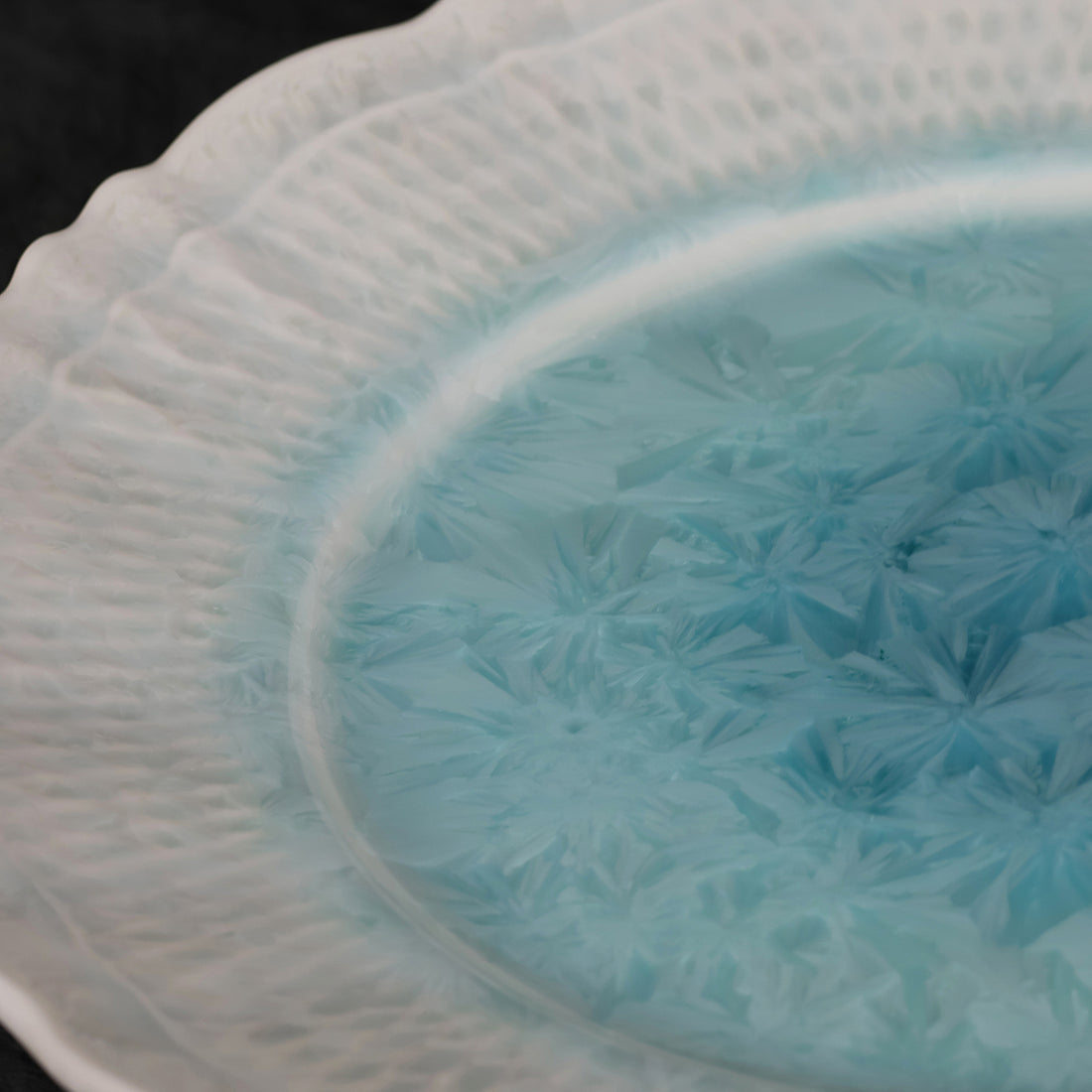 Frozen Lake | Handmade Ceramic Crystalline Glaze Dinner Plate with Floral Rim - Je t'aime Resolute