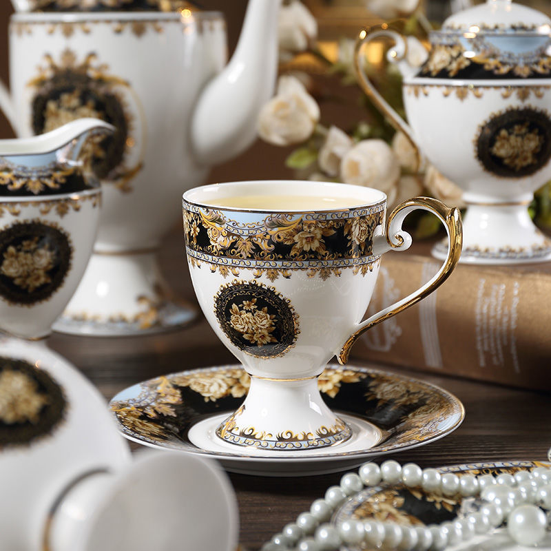 INGRI Muse Series - Handcrafted Bone China Tea Set - Je t'aime Resolute