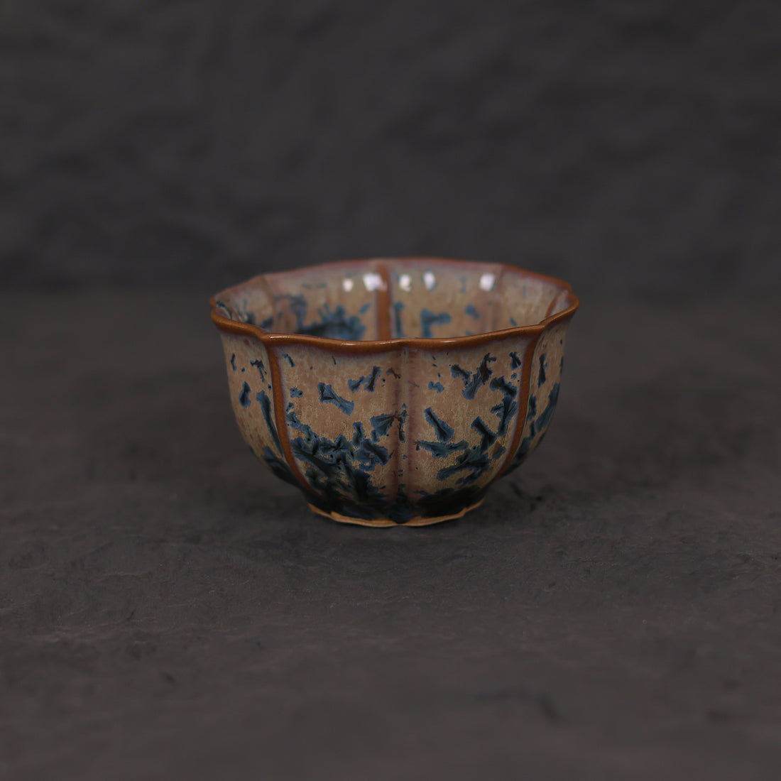 Indigo Bloom | Handmade Flower-Shaped Ceramic Crystalline Glaze Teacup - Je t'aime Resolute