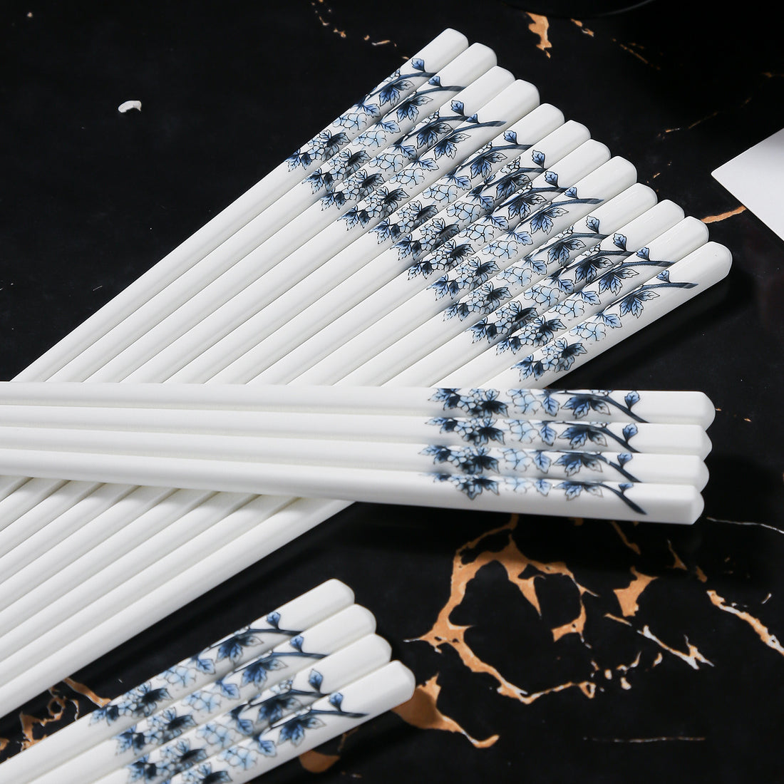 JR Handcrafted Blue and White Bird Bone China Chopstick Gift Set - Je t'aime Resolute