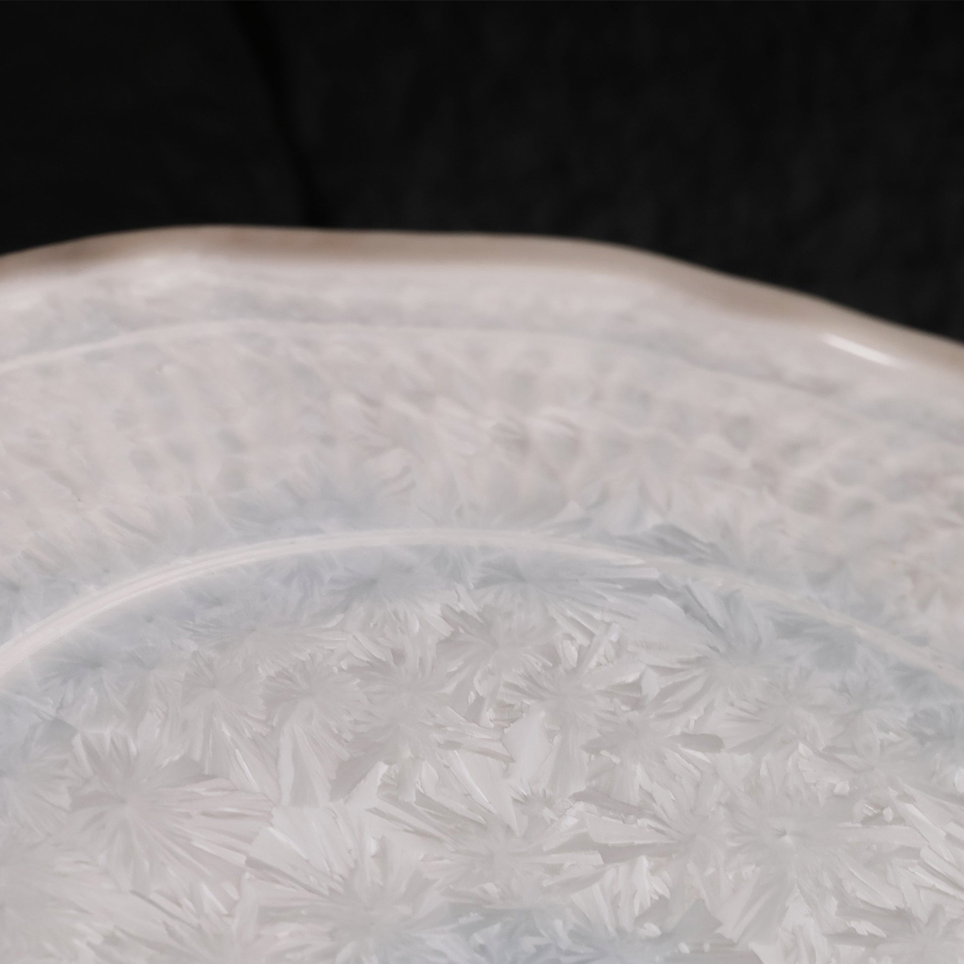 Glacier Veil | Handmade Ceramic Crystalline Glaze Dinner Plate with Floral Rim - Je t'aime Resolute