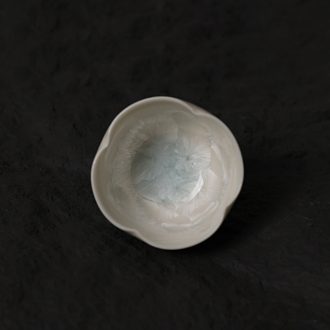Glacier Veil | Floral-shaped Handmade Ceramic Crystalline Glaze Mini Teaware-Tea Cup&Saucer Set - Je t'aime Resolute