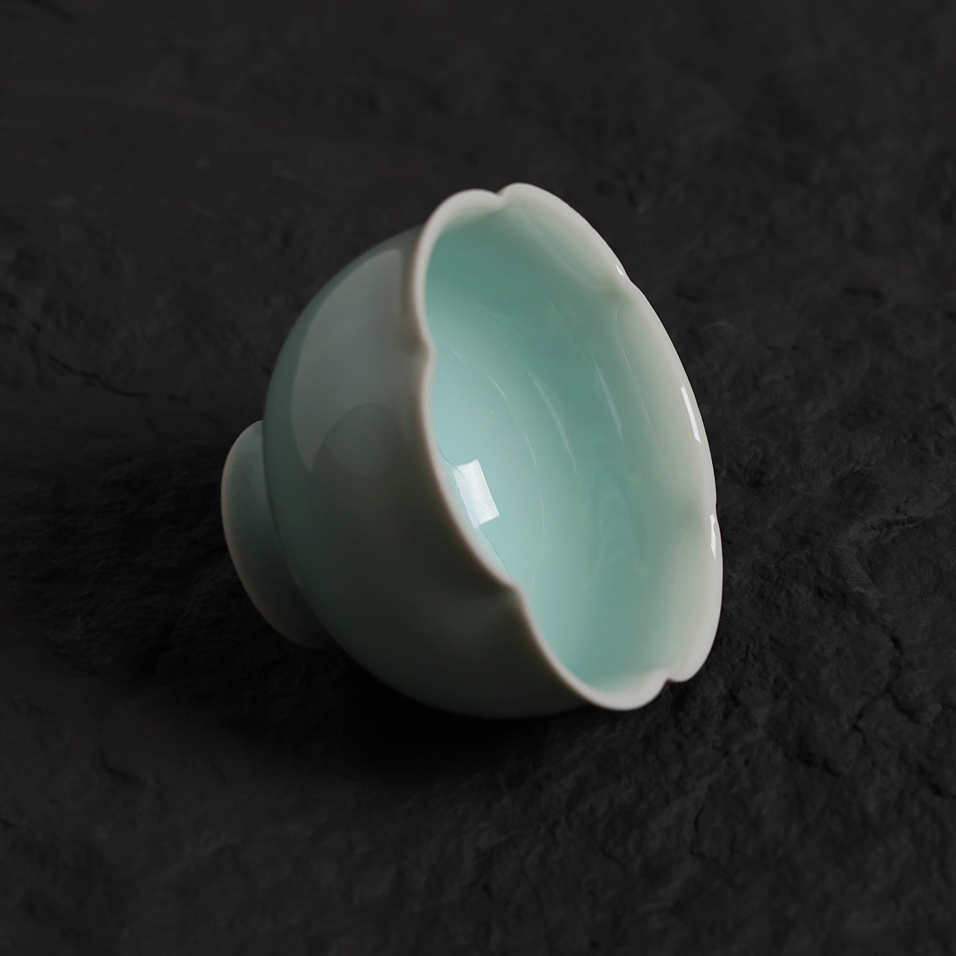 Blue-Green Crystalline Glaze Floral Rim Tea Cup – 3.1” Handmade Ceramic Teaware - Je t'aime Resolute