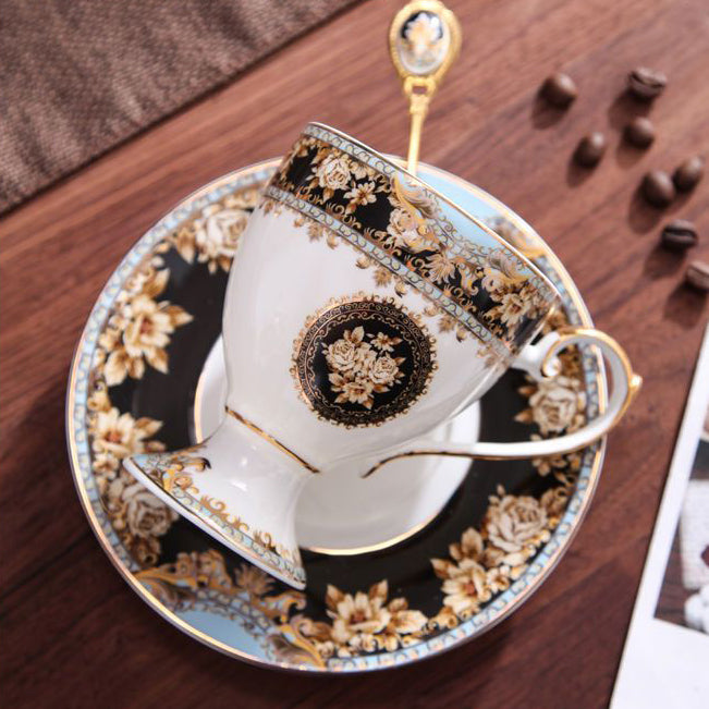 INGRI Muse - Handcrafted Bone China Tea Set - Je t'aime Resolute