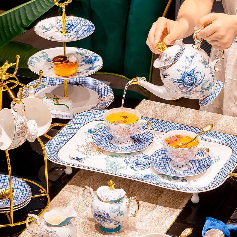 INGRI Golden Garden – Handcrafted Bone China Tea Set - Je t'aime Resolute