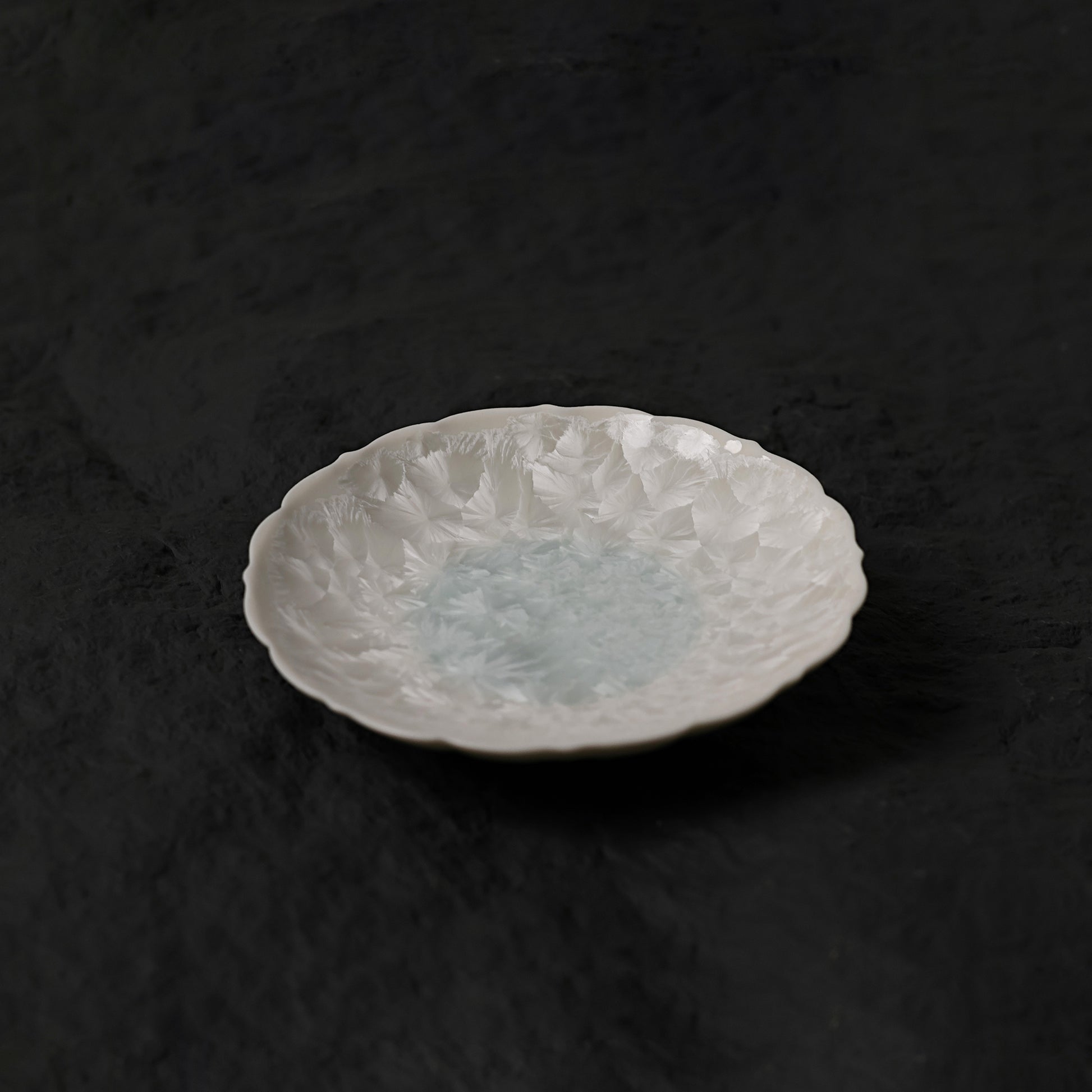 Ice White-Blue Crystalline Glaze Petite Plates - Je t'aime Resolute
