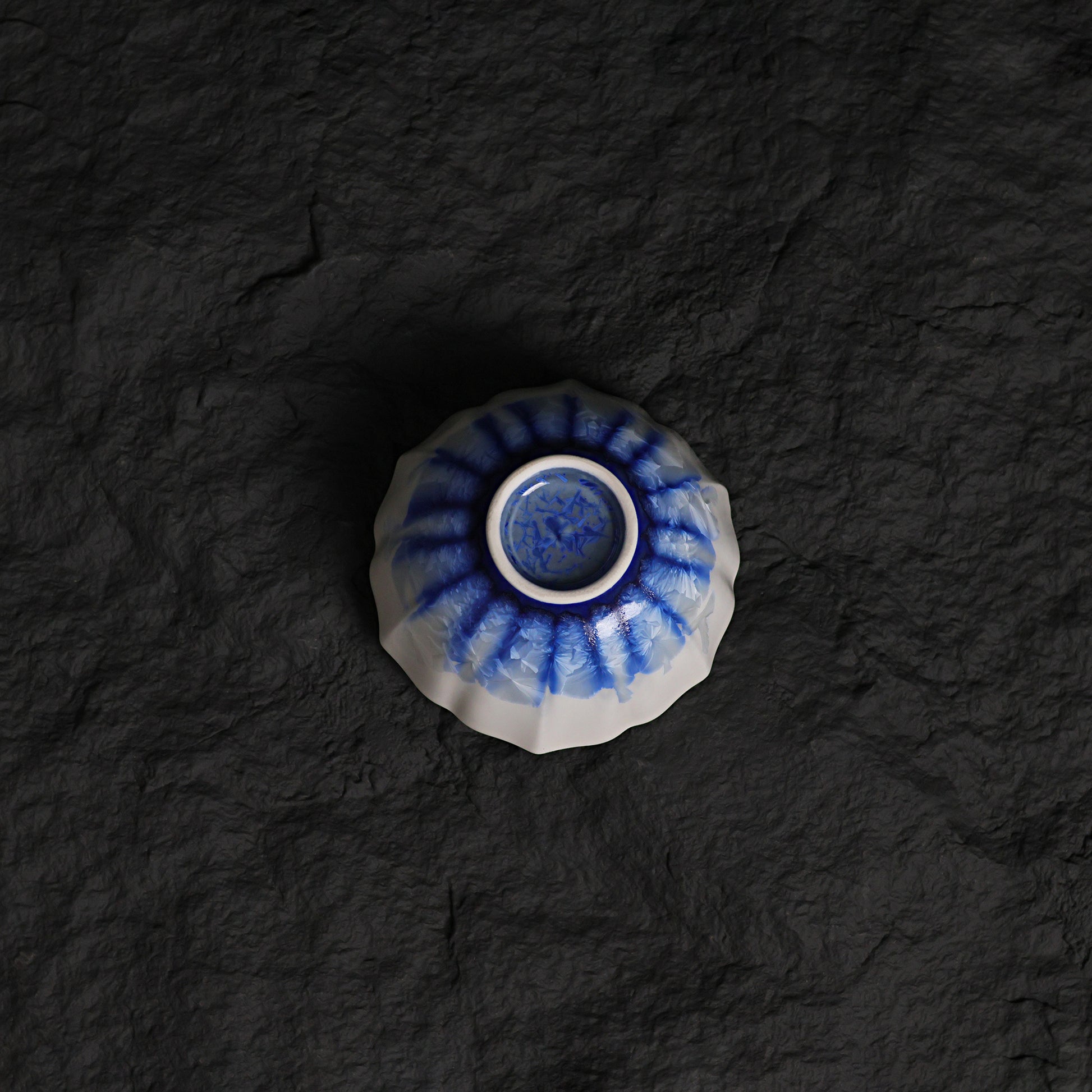 White & Deep Blue Crystalline Glaze Handmade Tea Cup – Small Ceramic Cup - Je t'aime Resolute