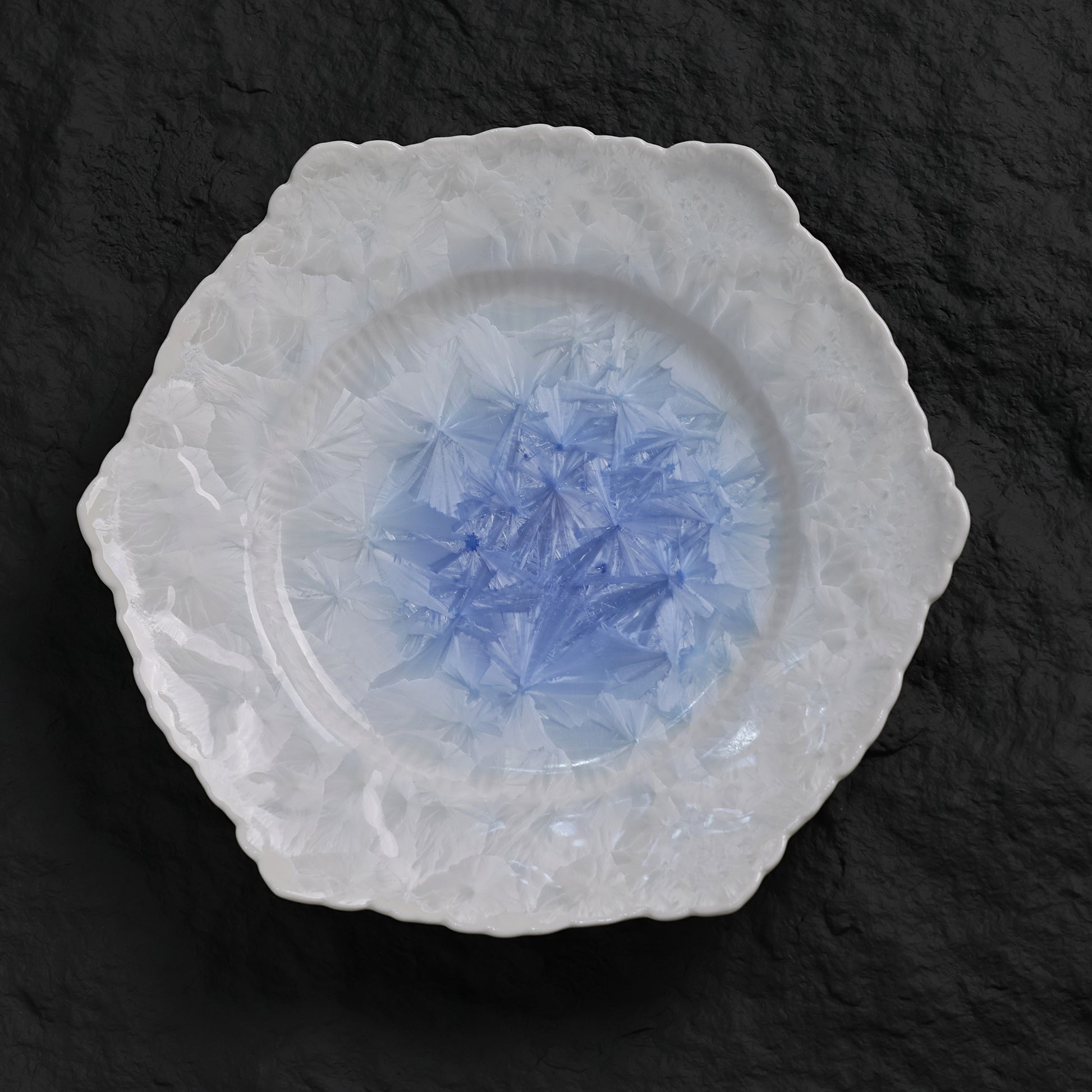 Marine Blue Crystalline Glaze Dinner Plate – 20” Hexagonal Handmade Ceramic Plate - Je t'aime Resolute