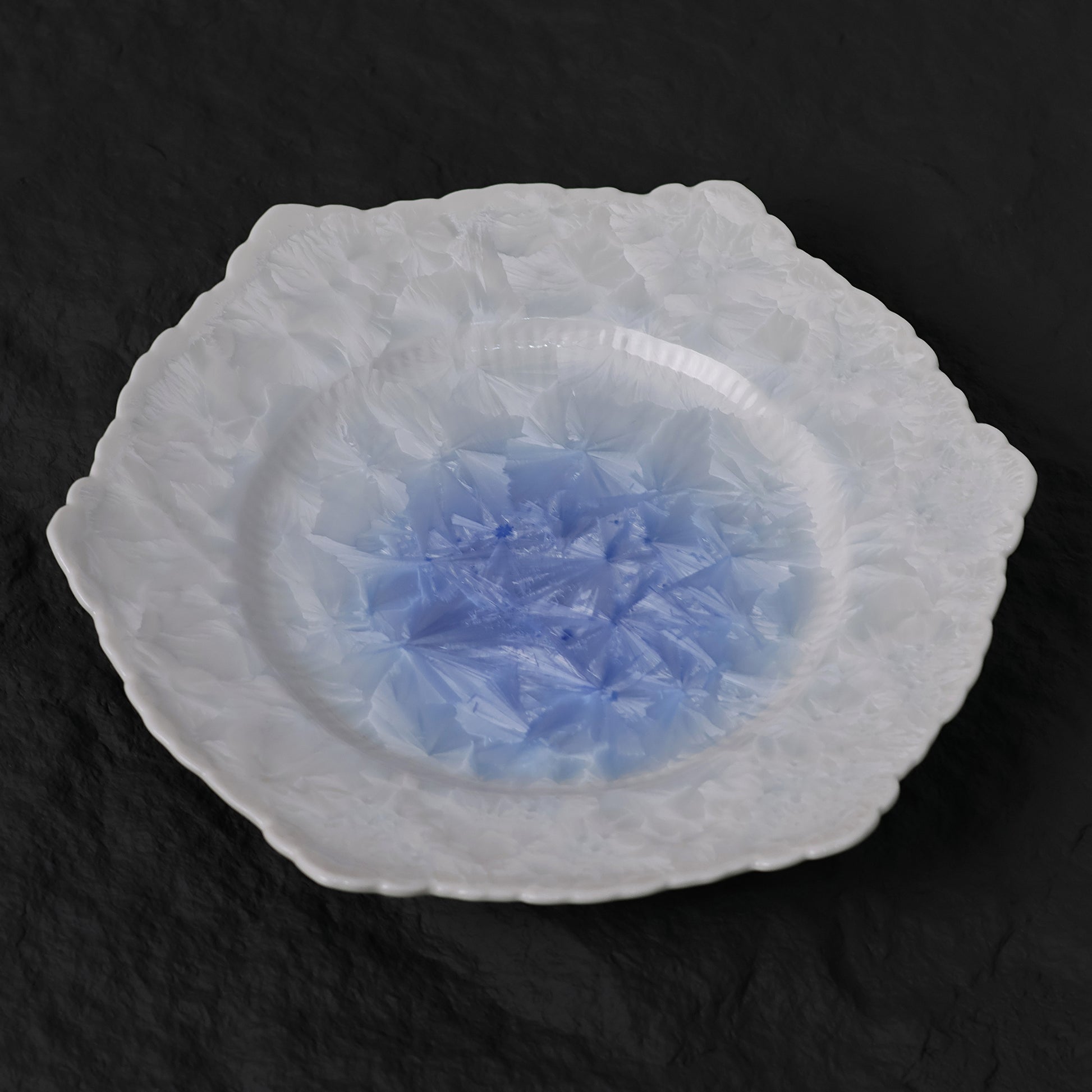 Marine Blue Crystalline Glaze Dinner Plate – 20” Hexagonal Handmade Ceramic Plate - Je t'aime Resolute