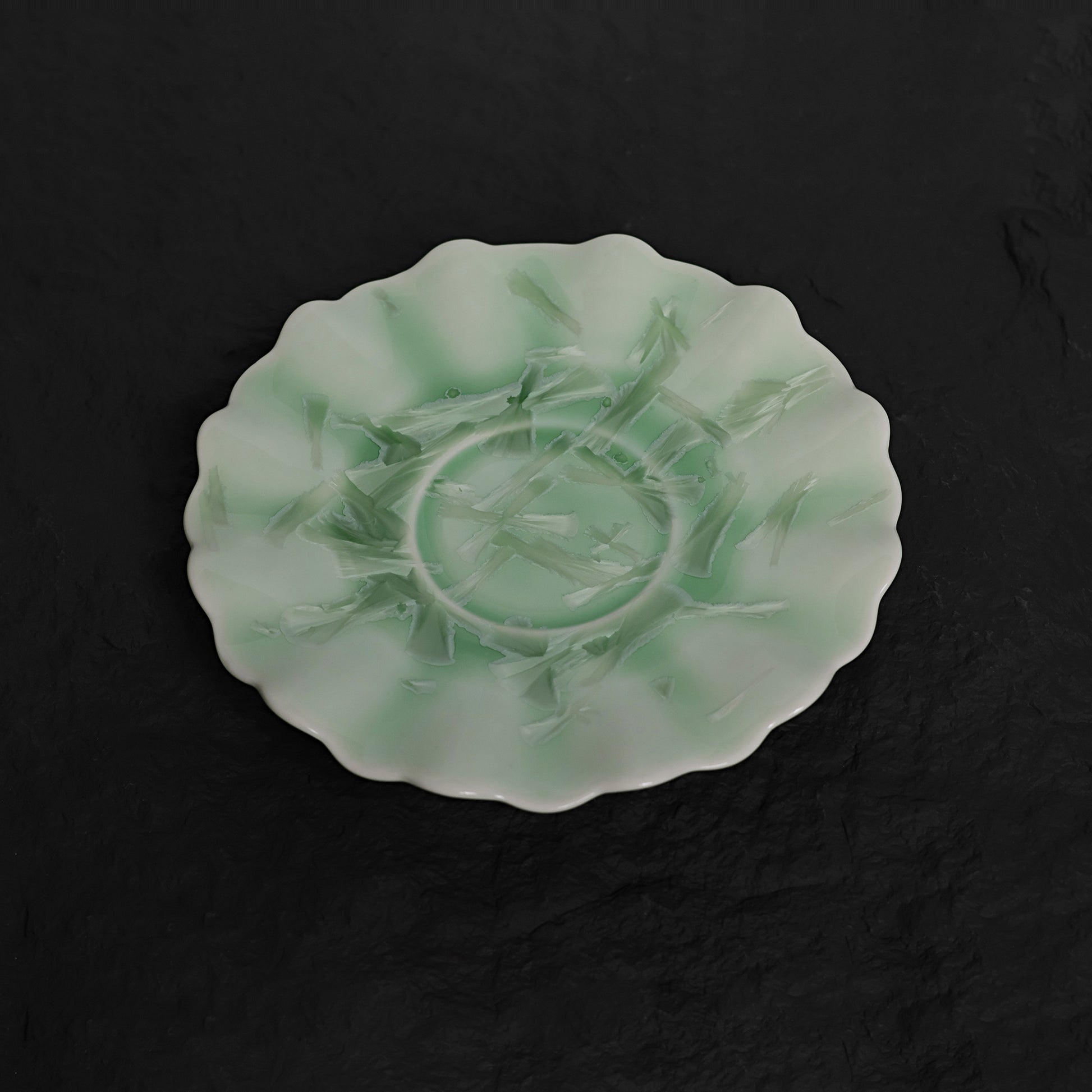 Pistachio Green Crystalline Glaze Tea Saucer – 6” Handmade Ceramic Plate with Interlaced Fan Crystal Patterns - Je t'aime Resolute