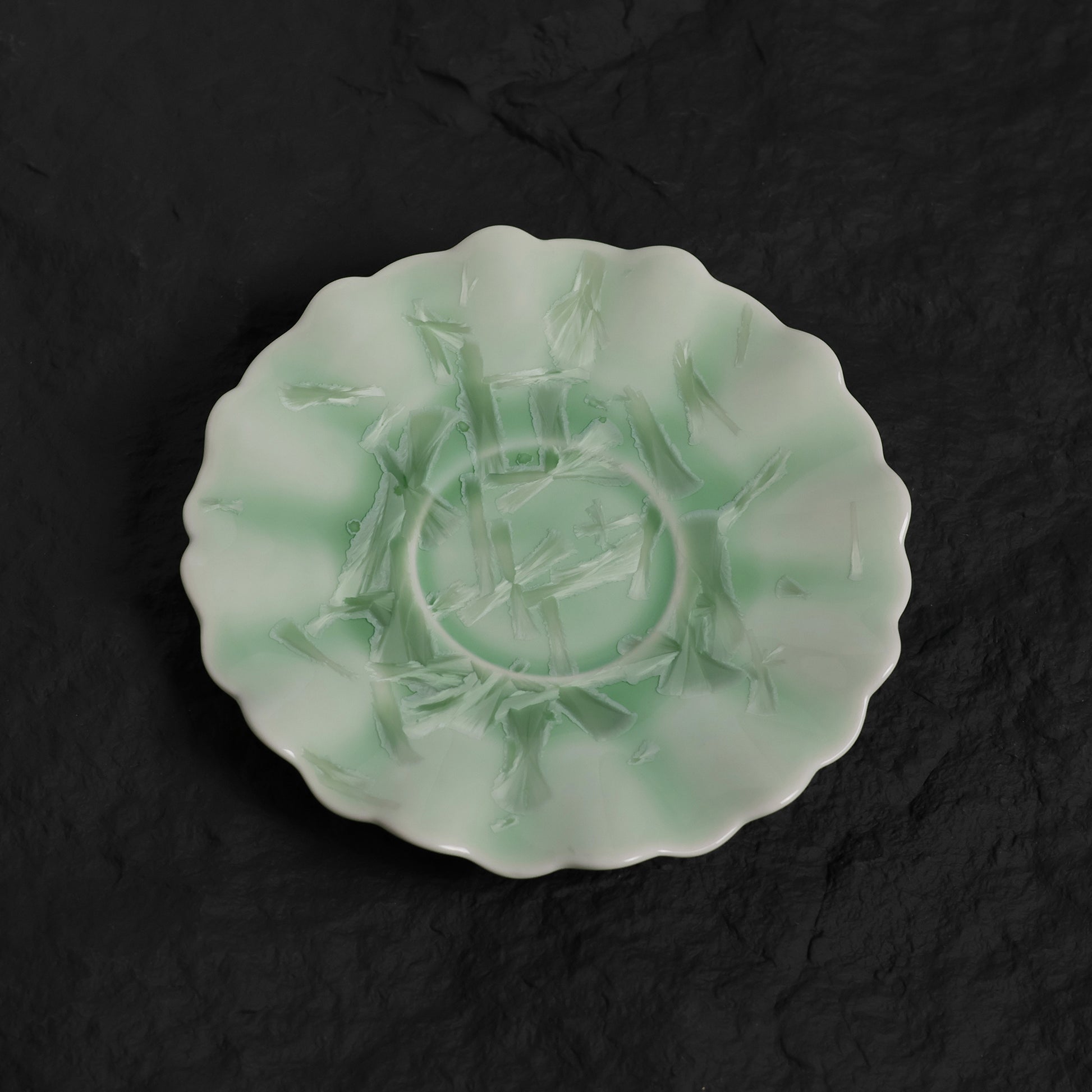 Pistachio Green Crystalline Glaze Tea Saucer – 6” Handmade Ceramic Plate with Interlaced Fan Crystal Patterns - Je t'aime Resolute