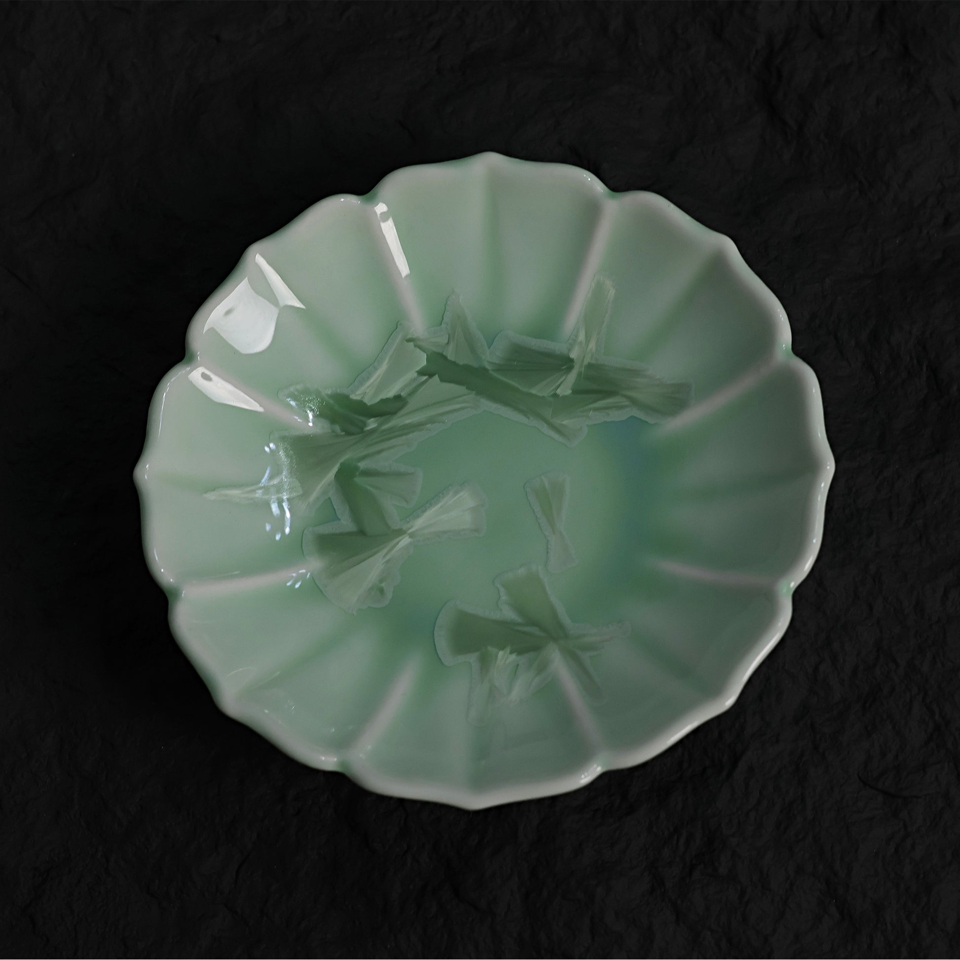 Pistachio Green Crystalline Glaze Floral Edge Mini Dessert Plate – 4.1” Handmade Ceramic Plate - Je t'aime Resolute