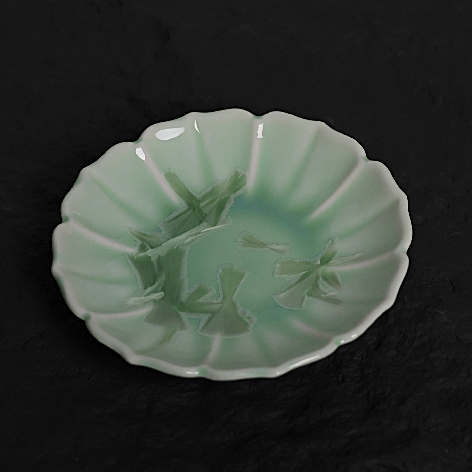Pistachio Green Crystalline Glaze Floral Edge Mini Dessert Plate – 4.1” Handmade Ceramic Plate - Je t'aime Resolute