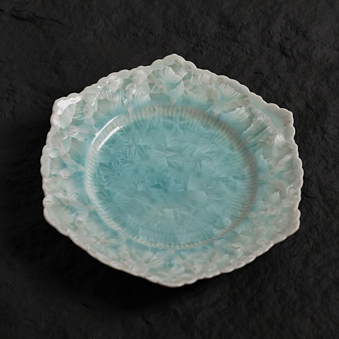 Ice Blue Dinner Plate – 20” Hexagonal Handmade Ceramic Plate - Je t'aime Resolute