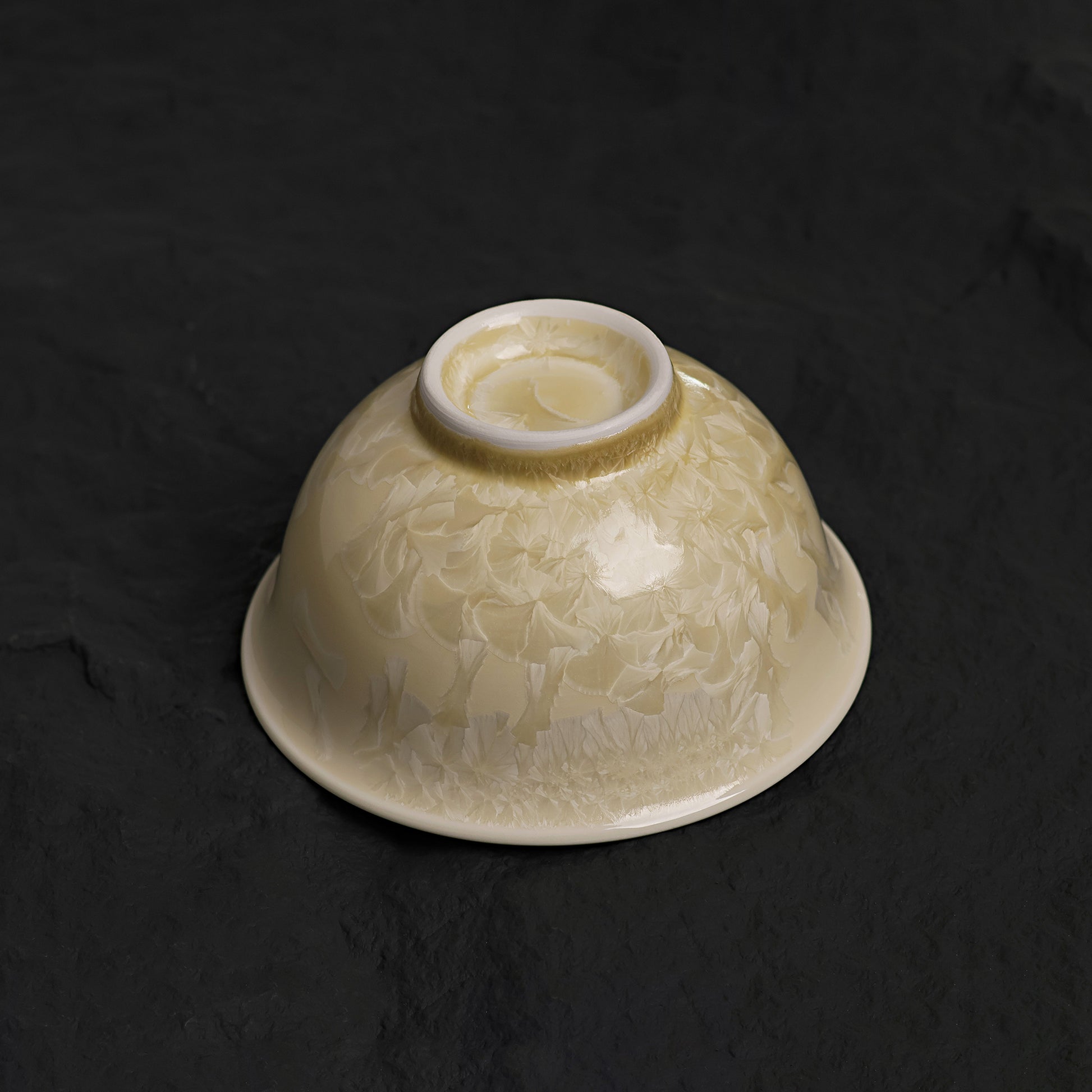 Light Yellow Crystalline Glaze Smooth Soup Bowl – 13.2” Handmade Ceramic Bowlght Yellow Crystalline Glaze Soup Bowls - Je t'aime Resolute