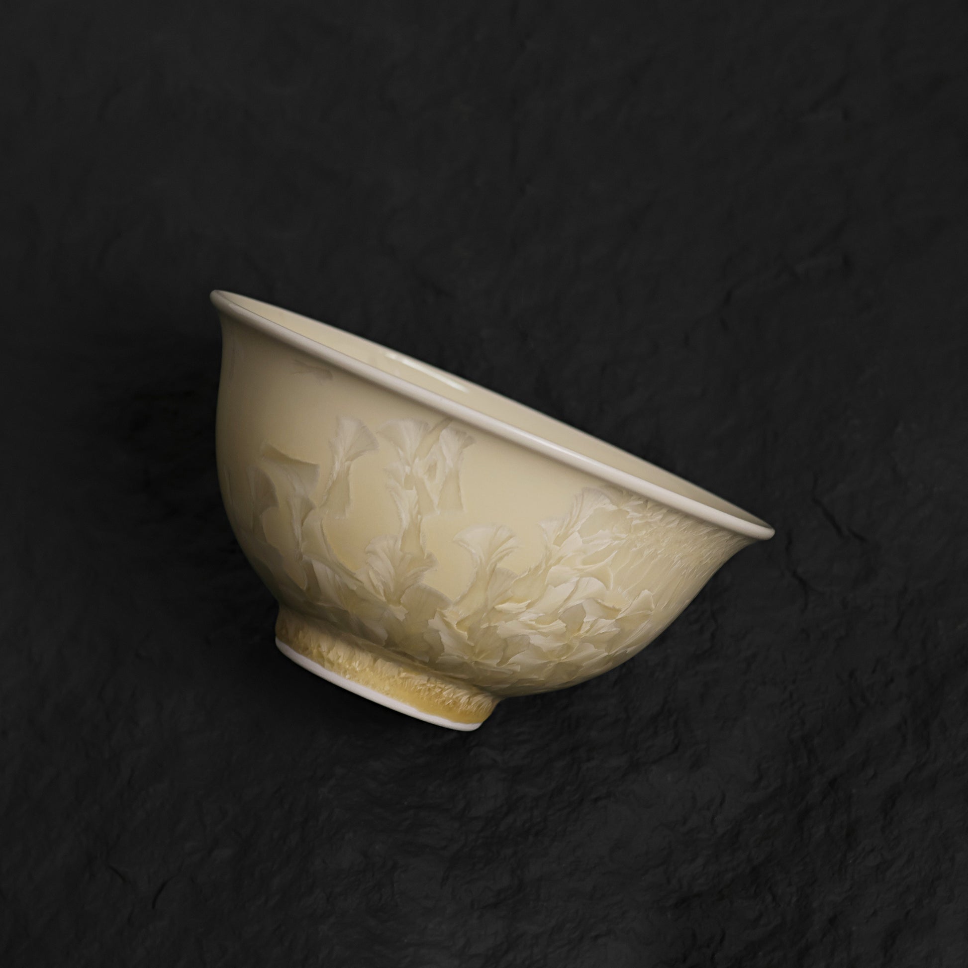 Light Yellow Crystalline Glaze Smooth Soup Bowl – 13.2” Handmade Ceramic Bowlght Yellow Crystalline Glaze Soup Bowls - Je t'aime Resolute