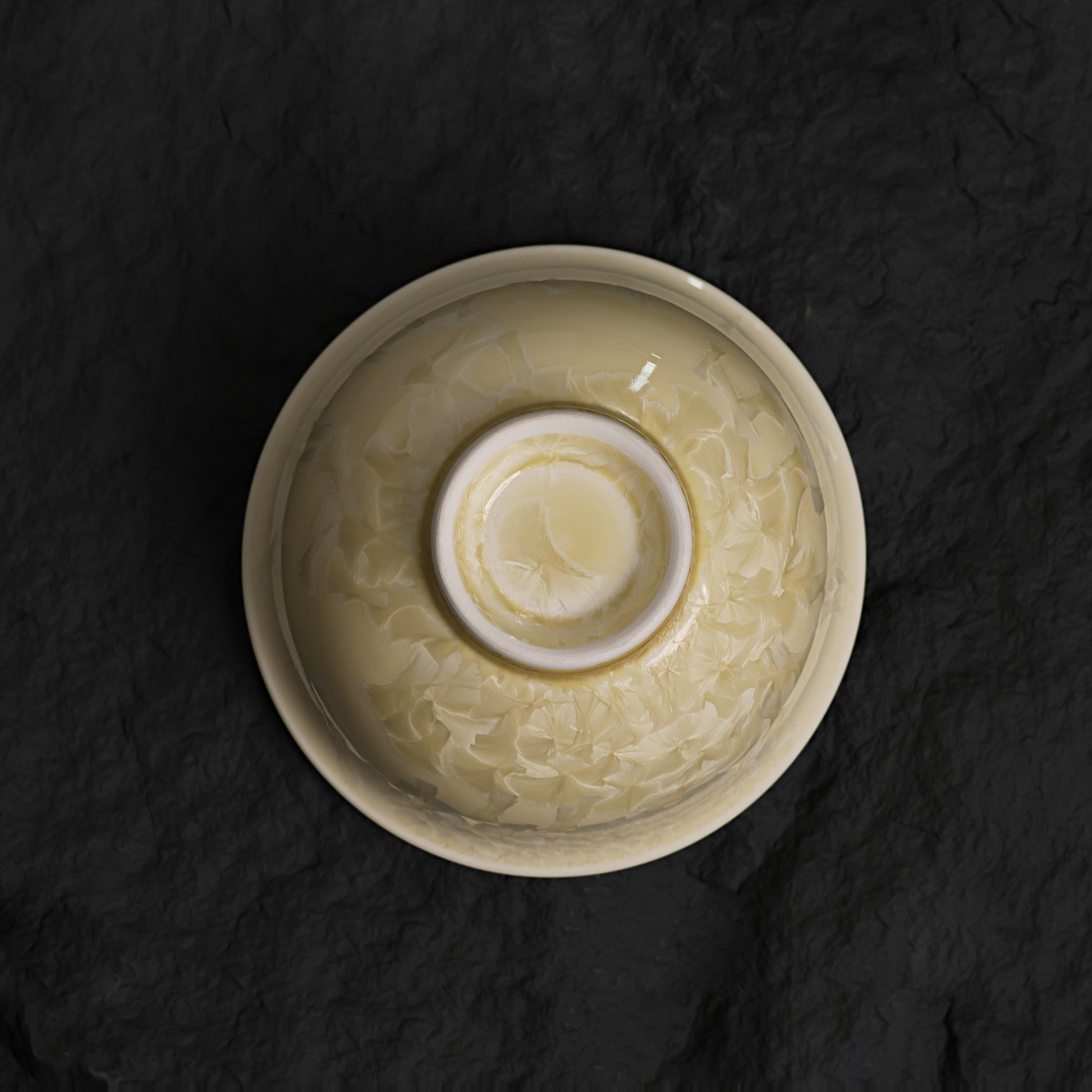 Light Yellow Crystalline Glaze Smooth Soup Bowl – 13.2” Handmade Ceramic Bowlght Yellow Crystalline Glaze Soup Bowls - Je t'aime Resolute