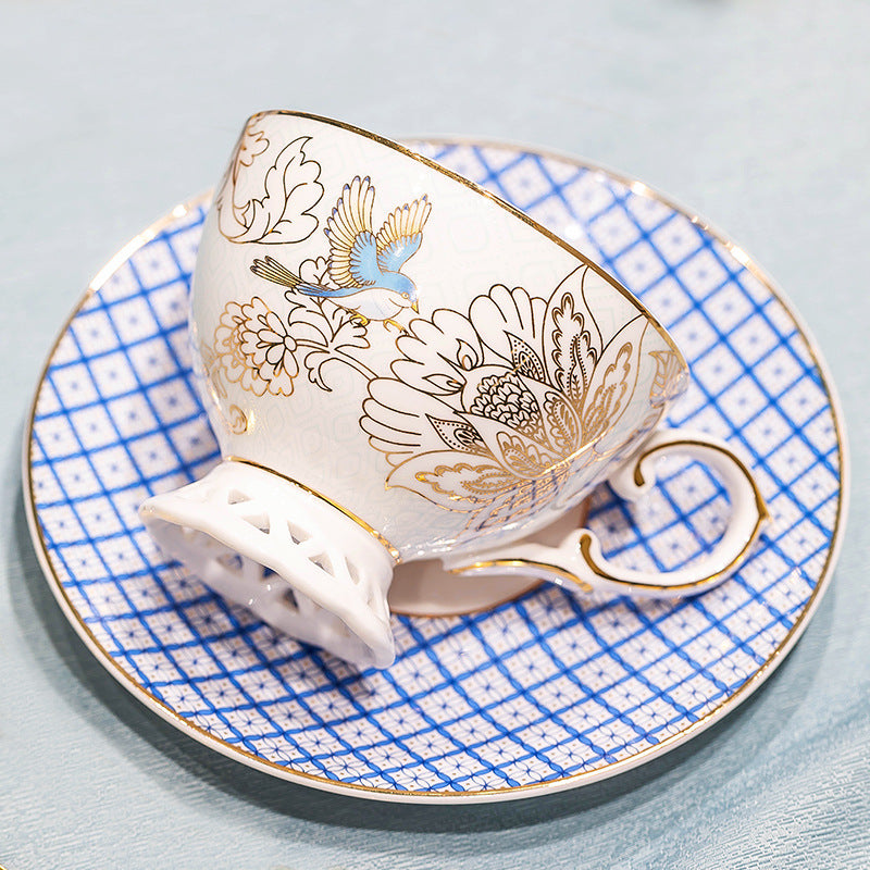 INGRI Golden Garden – Handcrafted Bone China Tea Set - Je t'aime Resolute