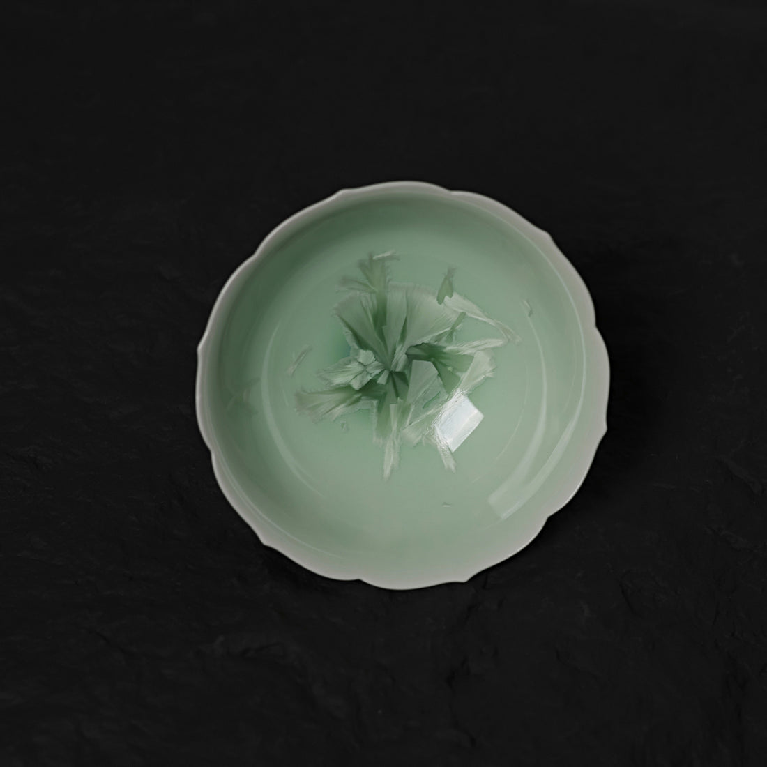 Pistachio Green Crystalline Glaze Lotus-Shaped Teacup – 3.2” Handmade Ceramic Cup - Je t'aime Resolute