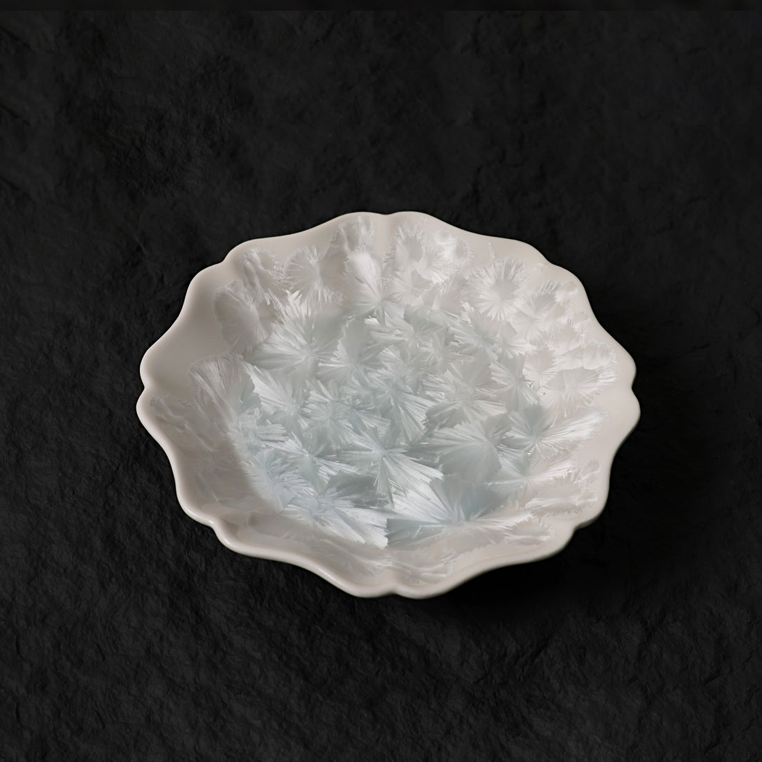 Ice White-Blue Scalloped Edge Dessert Plate – 6.4” Handmade Ceramic Plate - Je t'aime Resolute