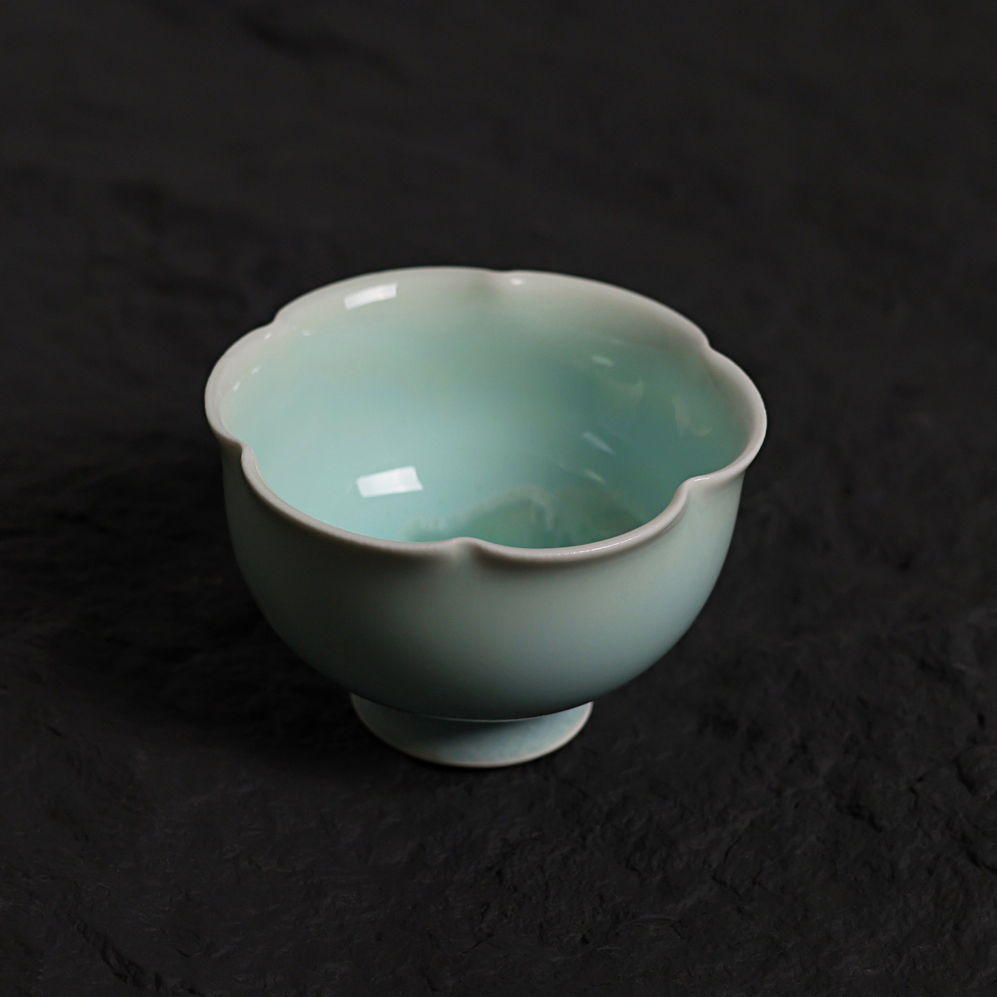Forzen Lake | Floral Rim Handmade Ceramic Crystalline Glaze Tea Cup - Je t'aime Resolute