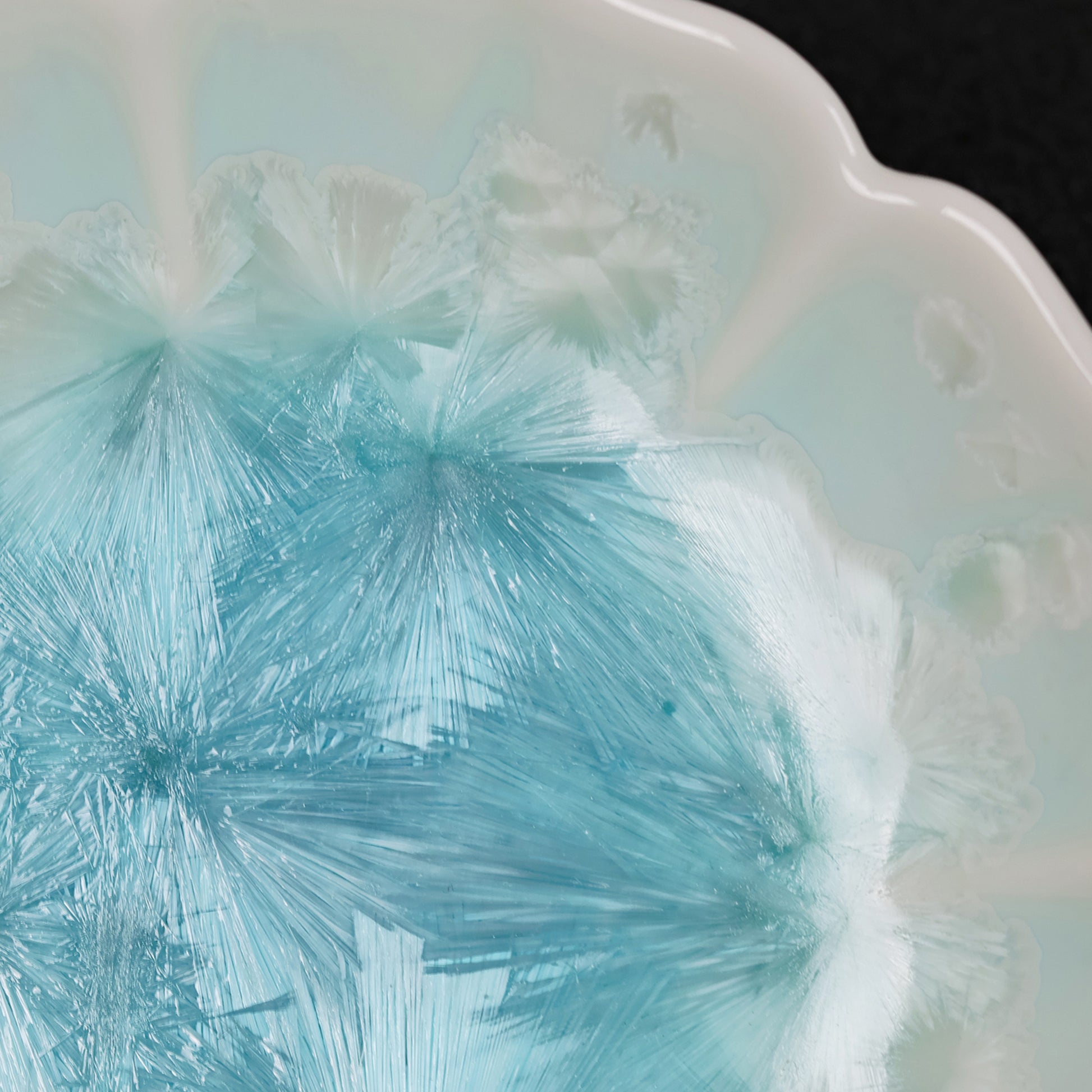 Frozen Lake | Bloom Edge Handmade Ceramic Crystalline Glaze Mini Dessert Plate - Je t'aime Resolute
