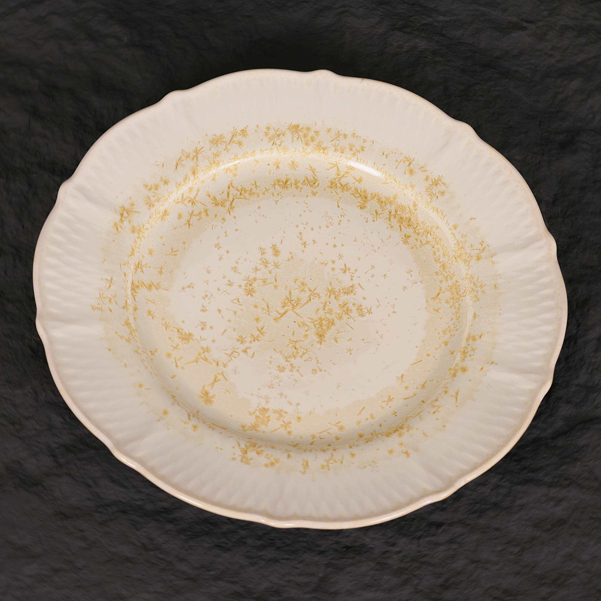Golden Osmanthus | Handmade Ceramic Crystalline Glaze Dinner Plate with Floral Rim - Je t'aime Resolute