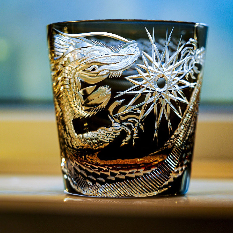 Edo Kiriko Handcrafted Dragon Motif Whisky Glass with Wooden Box - Je t'aime Resolute