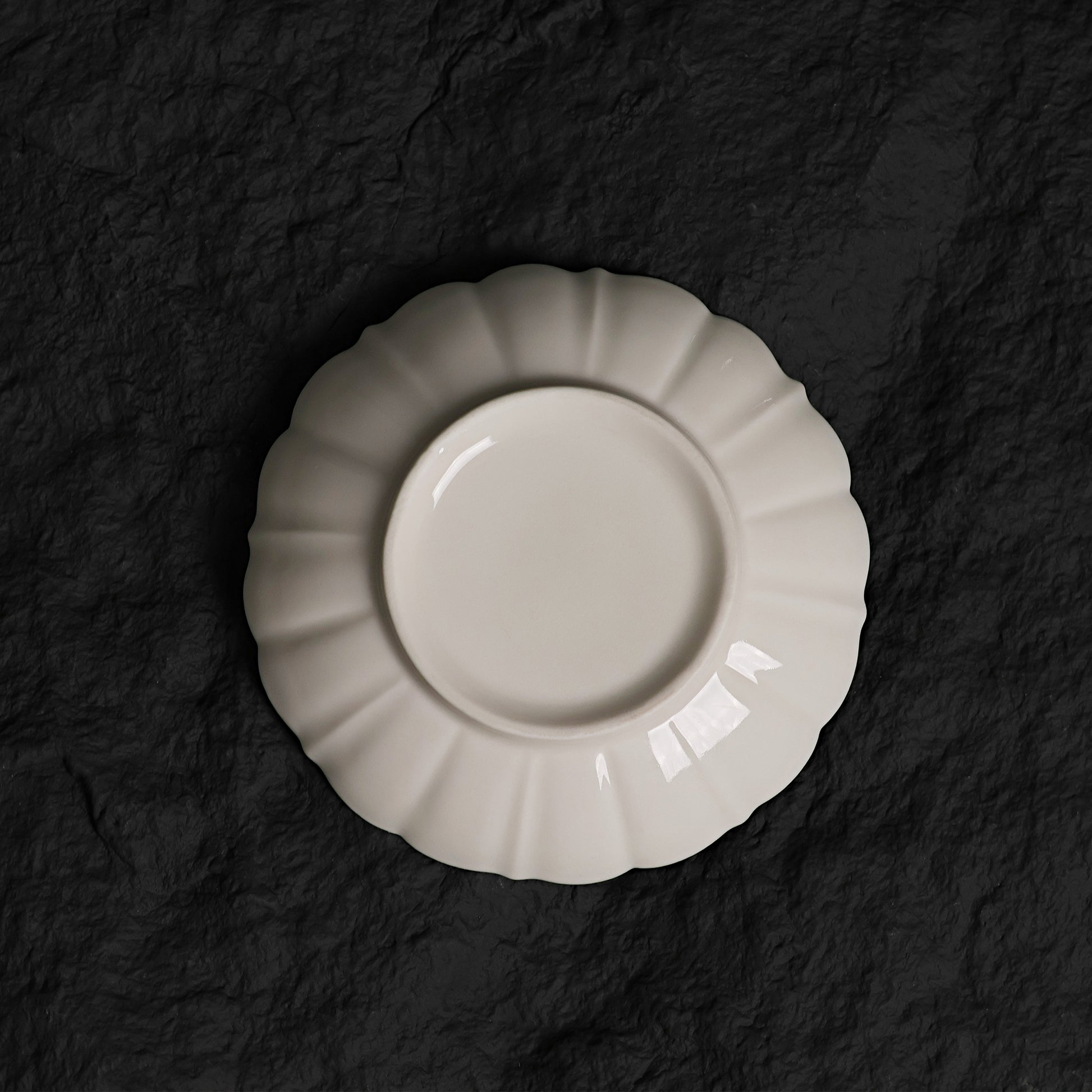 Ice White-Blue Crystalline Glaze Petite Plates - Je t'aime Resolute