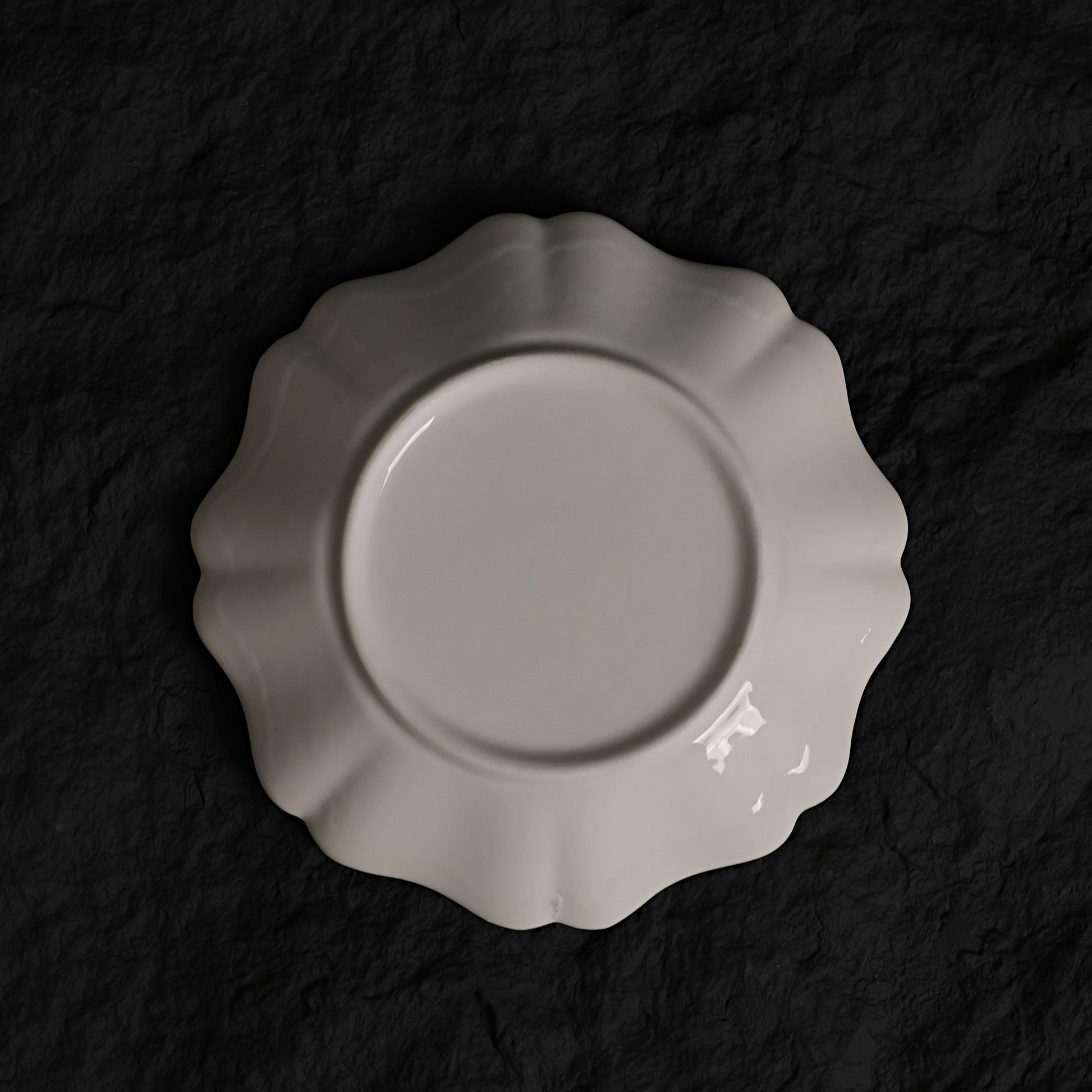 Ice White-Blue Scalloped Edge Dessert Plate – 6.4” Handmade Ceramic Plate - Je t'aime Resolute