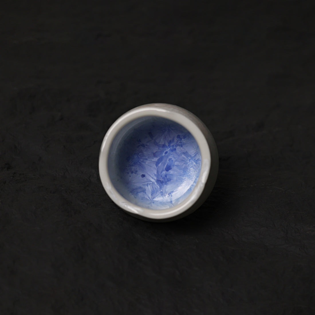 Sauce à glaçage cristallin bleu marine
