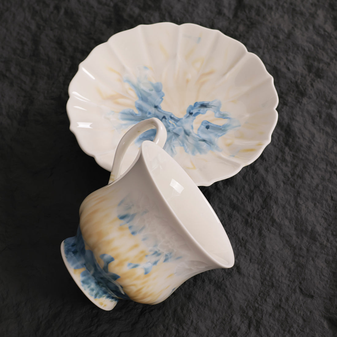 Handmade Crystalline Glaze Ceramic Coffee Cup & Saucer for Afternoon Tea - Je t'aime Resolute