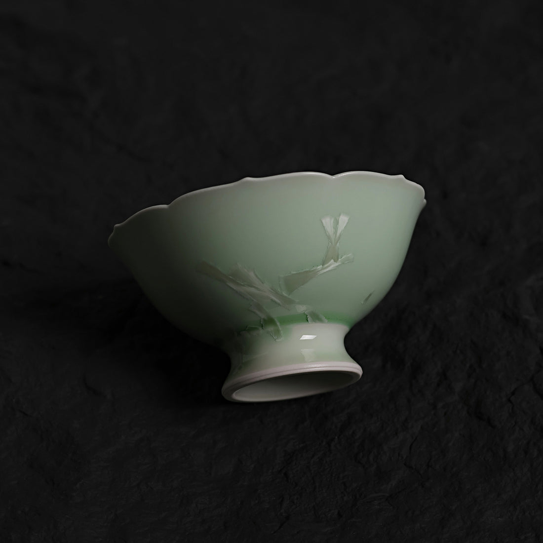 Pistachio Green Crystalline Glaze Lotus-Shaped Teacup – 3.2” Handmade Ceramic Cup - Je t'aime Resolute