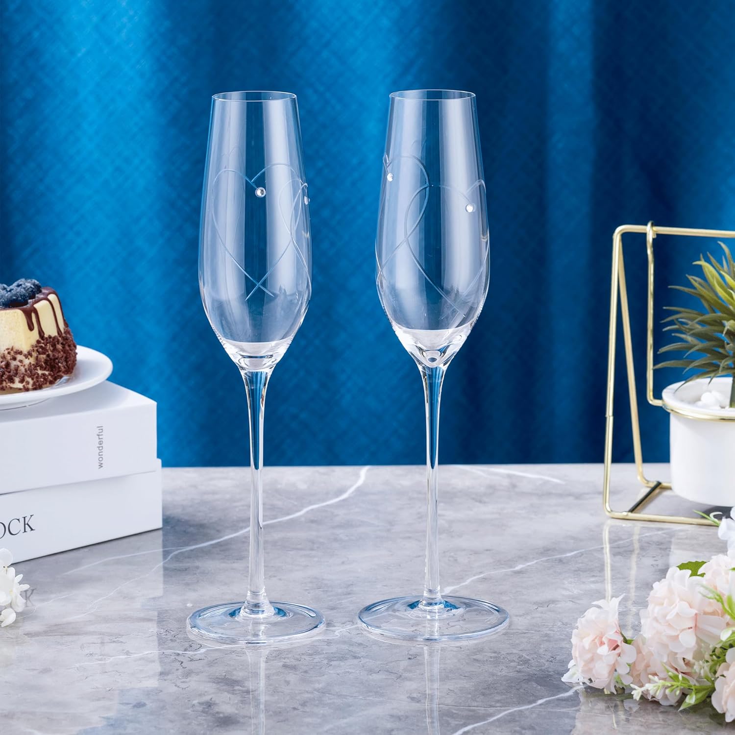 JR Handcrafted Heart-Cut Crystal Champagne Flutes with Gift Set - Je t'aime Resolute