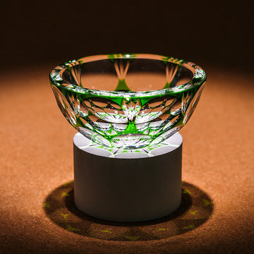 Edo Kiriko Emerald Green Crystal Glass Cup Small Sake Cup Hand-Engraved Tea Tasting Cup Japanese Sake Cup Spirits Cup - Je t'aime Resolute