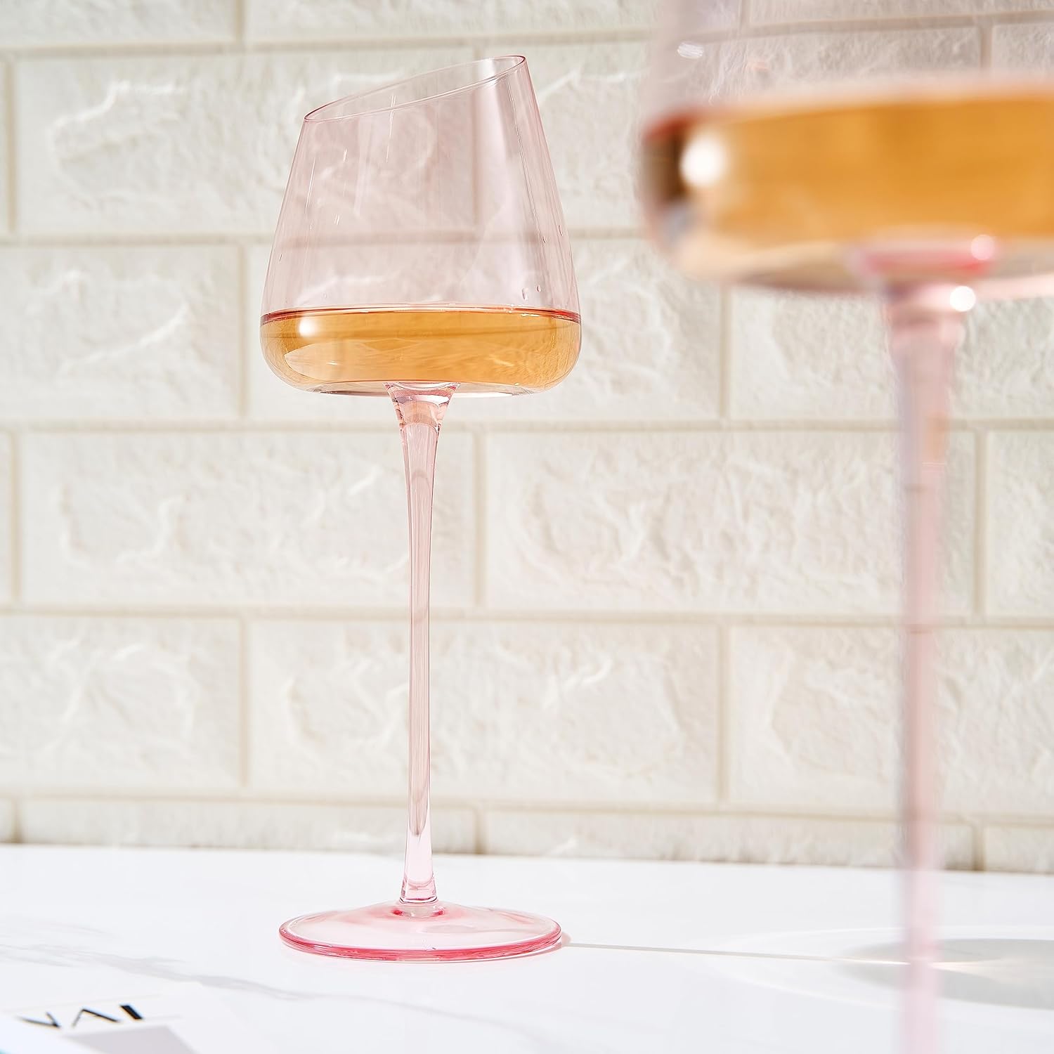 JR Handcrafted Flamingo Red Crystal Goblet for Red Wine and Cocktails - Je t'aime Resolute