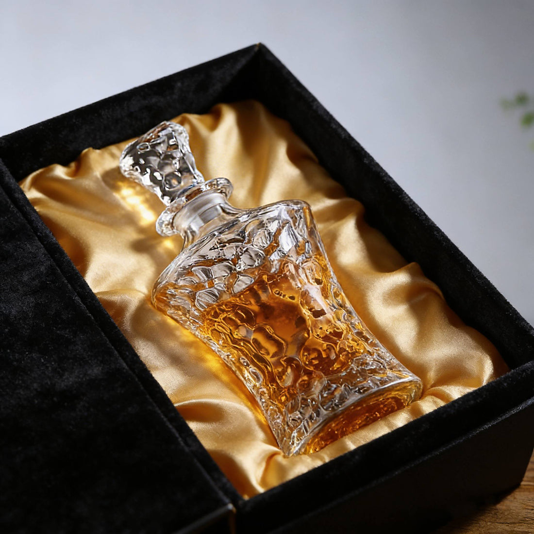 JR Pinnacle Crystal Whiskey Decanter