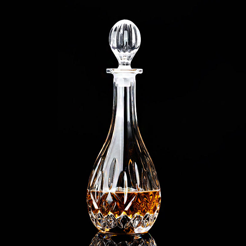 JR Radiating Cut Whiskey Bottle - Crystal Glass Collection